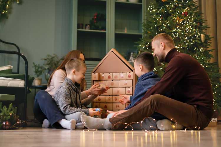 Family opens branches in Advent calendar